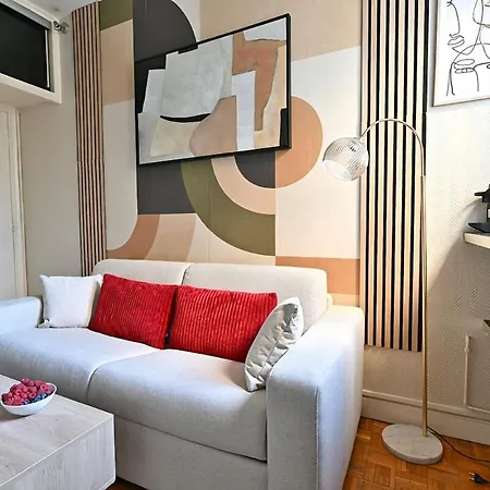Petit Pratique - Ii * Neuilly-sur-Seine